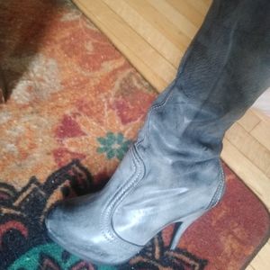 Max Studio Gray knee-high Boots size 7 1/2